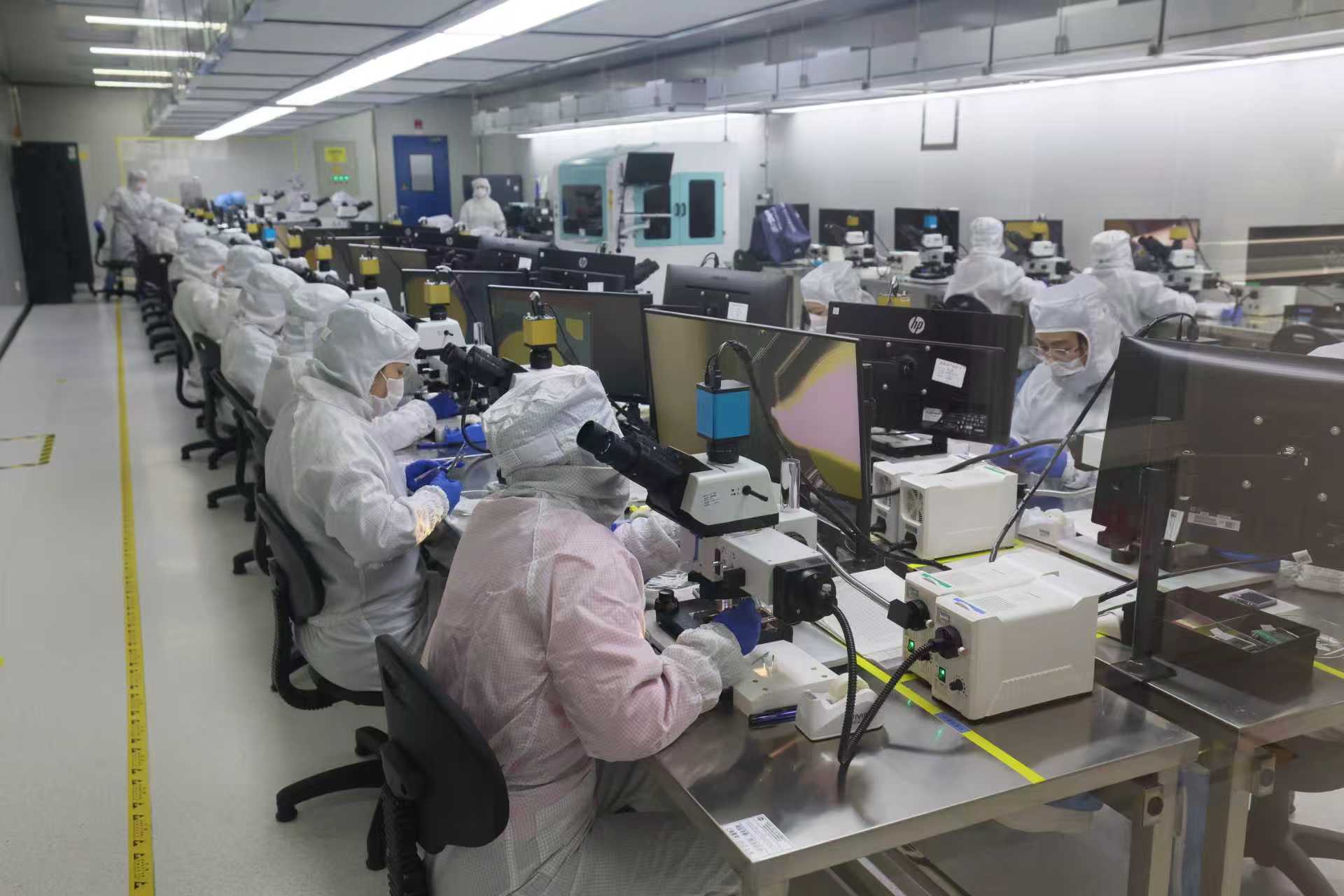 春节我在岗 坚守显担当 ！中科米微检验员护航生产交付